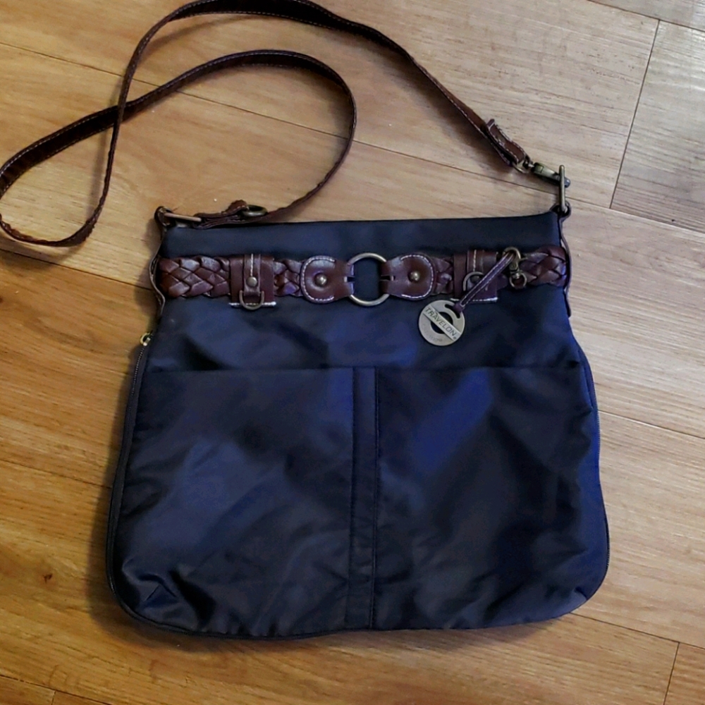 Travelon safe travel bag